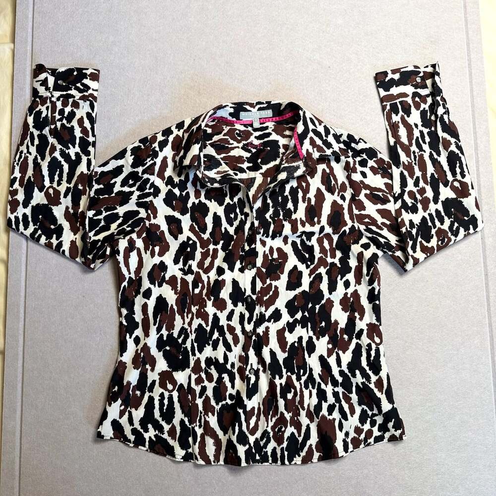 Foxcroft Women’s Size 8 Leopard Print Wrinkle Free Fitted Cotton Button Up Shirt
